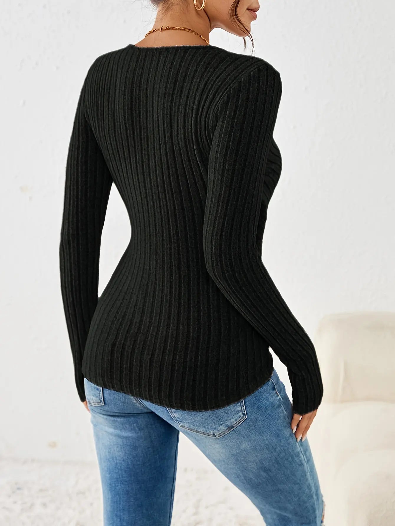 Sophie™ | Haut Élégant Col V - Montela