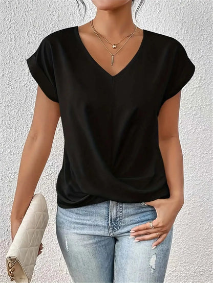 Cléo™ – Le T-shirt Doux et Élégant pour l’Été