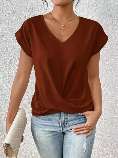 Cléo™ – Le T-shirt Doux et Élégant pour l’Été
