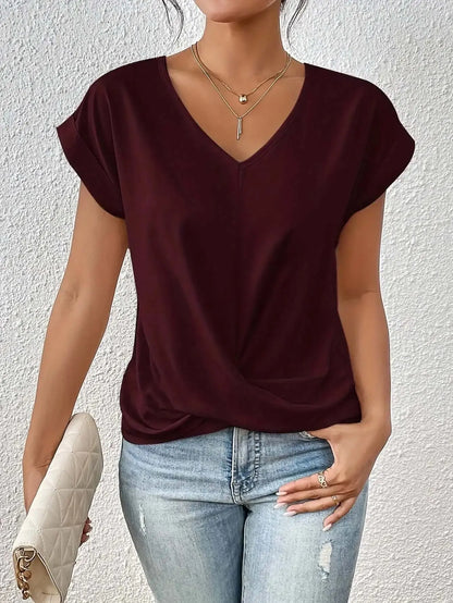 Cléo™ – Le T-shirt Doux et Élégant pour l’Été
